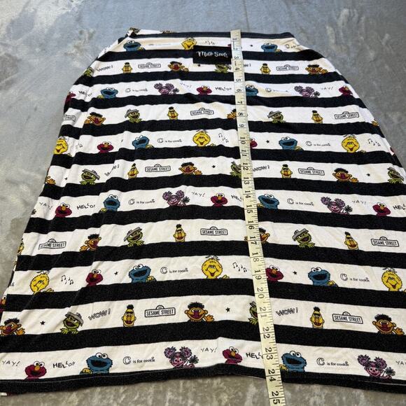 Milk Snob Cover Sesame Street Silly Stripes Carseat/Nursing Cover up - Picture 4 of 7